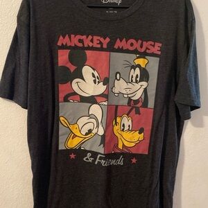 Disney Mickey & Friends T-shirt XL